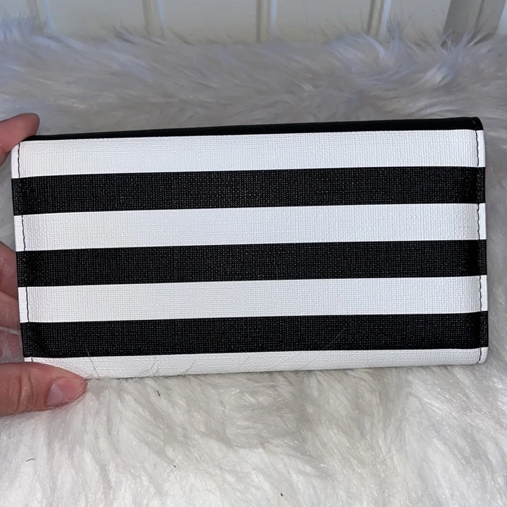 Black white striped Kut from the Kloth tri fold snap wallet like new